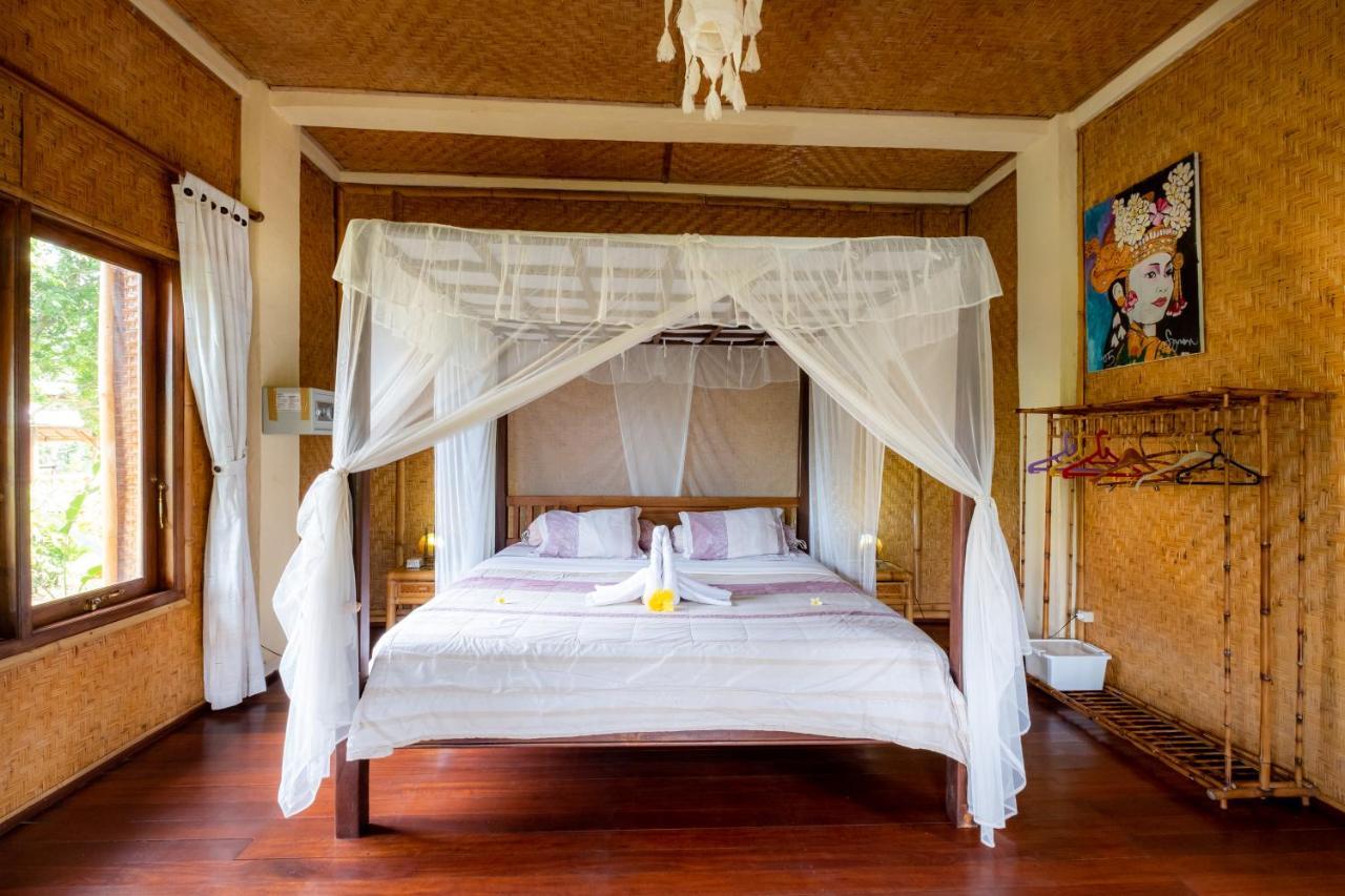 Villa Manuk Singaraja Екстериор снимка