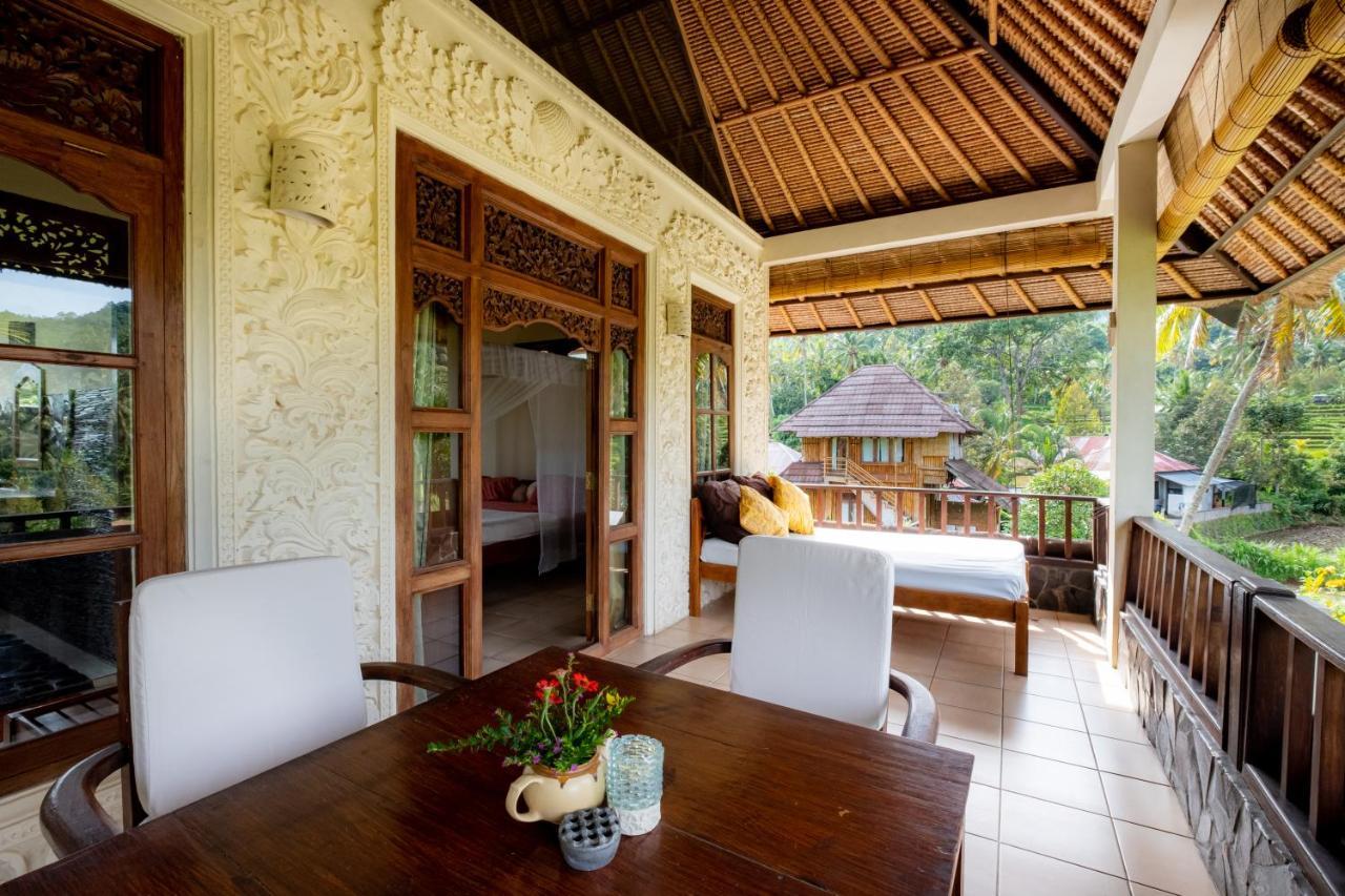 Villa Manuk Singaraja Екстериор снимка